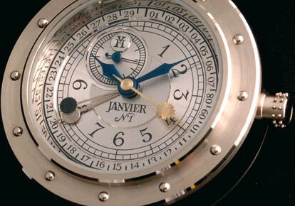 Classic Janvier Equation of Time and Lunar Cycle © Vianney Halter