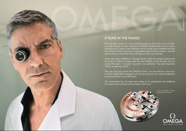 Pour célébrer le 10e anniversaire de l’échappement Co-Axial, Omega a lancé une campagne publicitaire mondiale, pour laquelle George Clooney a revêtu la blouse d’horloger et porte une loupe © Omega