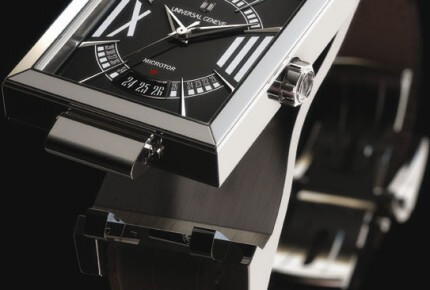Cabriolet reversible watch, inspired by the model from 1928 © Universal Genève