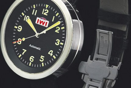 IWI watch by the talented young designer Ian Walsh © IWI