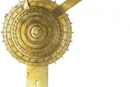 Sundial and nocturlabe by Senebier, 18th century (1) © Cluses Images Numériques