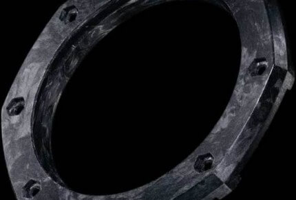 Lunette en carbone forgé du chronographe Royal Oak Offshore « Alinghi Team » © AP