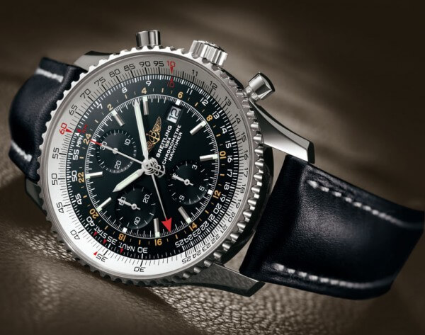 In 1952, Breitling unveiled the Navitimer with circular slide rule. It would become a sought-after collector's item © Breitling