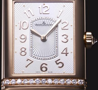 Grande Reverso Lady Ultra Thin in pink gold © Jaeger-LeCoultre