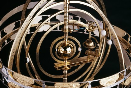 Projet Emosphère: horloge à sphère mouvante appartenant à la Kunstkamera de Saint-Pétersbourg © Fondation Horlogère