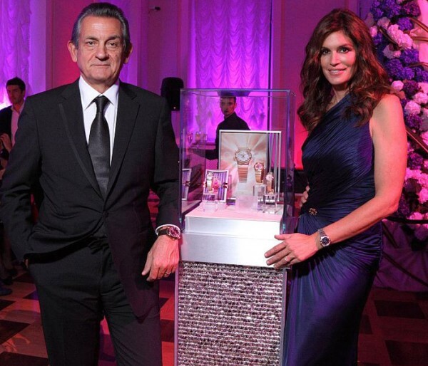 Omega president Stephen Urquhart and brand ambassador Cindy Crawford at the event celebrating the opening of Omega's new-look boutique in Moscow © Omega