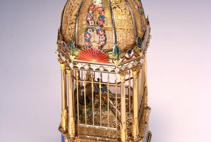 Rochat Frères, Geneva. Songbirds in a cage, circa 1815 © MAH, photo : M. Aeschimann