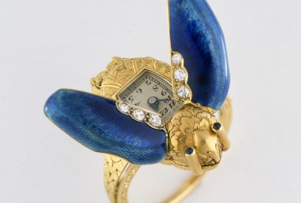 Marcel Bastard, Geneva. Ring-watch in the form of an insect, circa 1930 © MAH, photo : M. Aeschimann