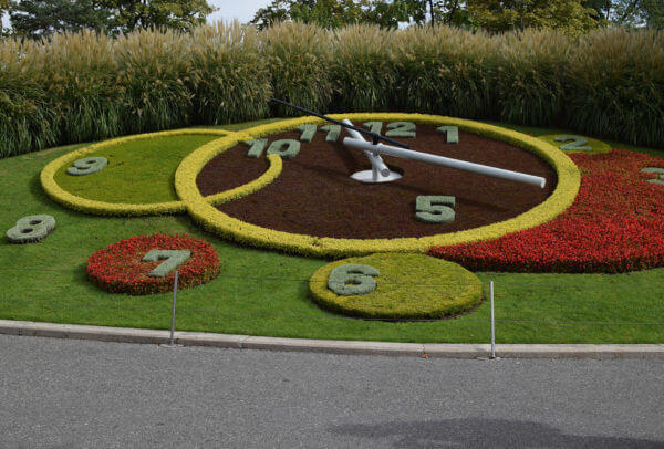 Horloge fleurie, Genève