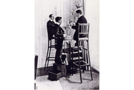 So as to familiarise himself with heights, Alberto Santos-Dumont hosted dinners several feet above the floor. Circa 1900, Cartier Archives © Cartier