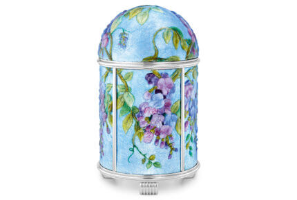 Wisteria dome table clock in relief enamelling © Patek Philippe