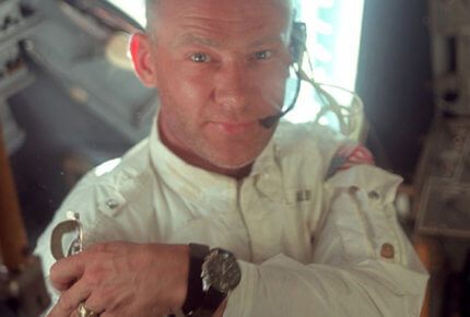 Buzz Aldrin et sa Speedmaster Moonwatch en 1969 © Omega