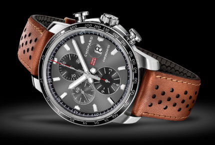 The Mille Miglia 2019 Race Edition in steel is a 1,000-piece limited edition.