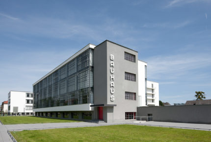 Dessau building, Walter Gropius (1925-26) - South facade