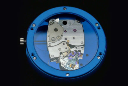 Presented in 2014, the prototype Genequand escapement uses silicon and compliant mechanisms, an innovation developed at the Centre Suisse d’Electronique et de Microtechnique (CSEM).