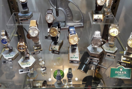 Pre-owned watches represent the core of de Macedo’s business today, accounting for 70% of his sales.
