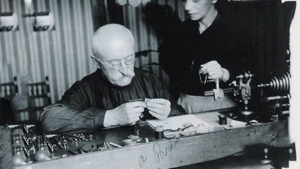 Paul Guillard, horloger suisse (Genève) en 1921