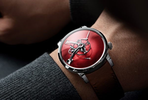 LM101 Red © H. Moser & Cie / MB&F