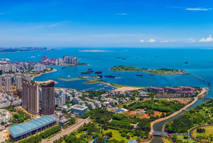 La province de Hainan entend devenir un centre touristique dédié à la consommation.