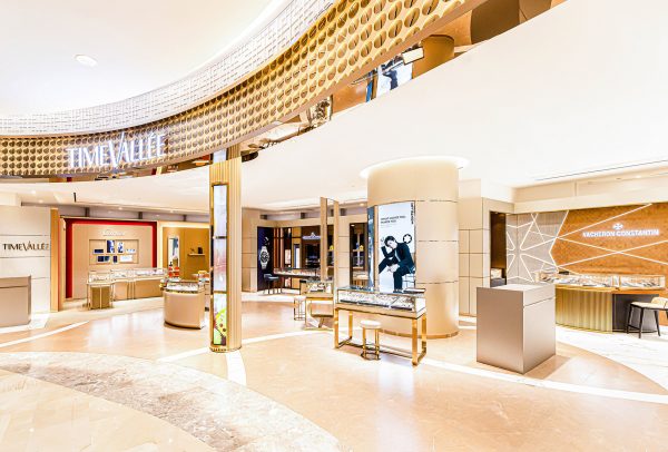 La boutique multimarque TimeVallée de Richemont a ouvert ses portes début février au Mova Mall de Haikou, en partenariat avec le China Duty Free Group.